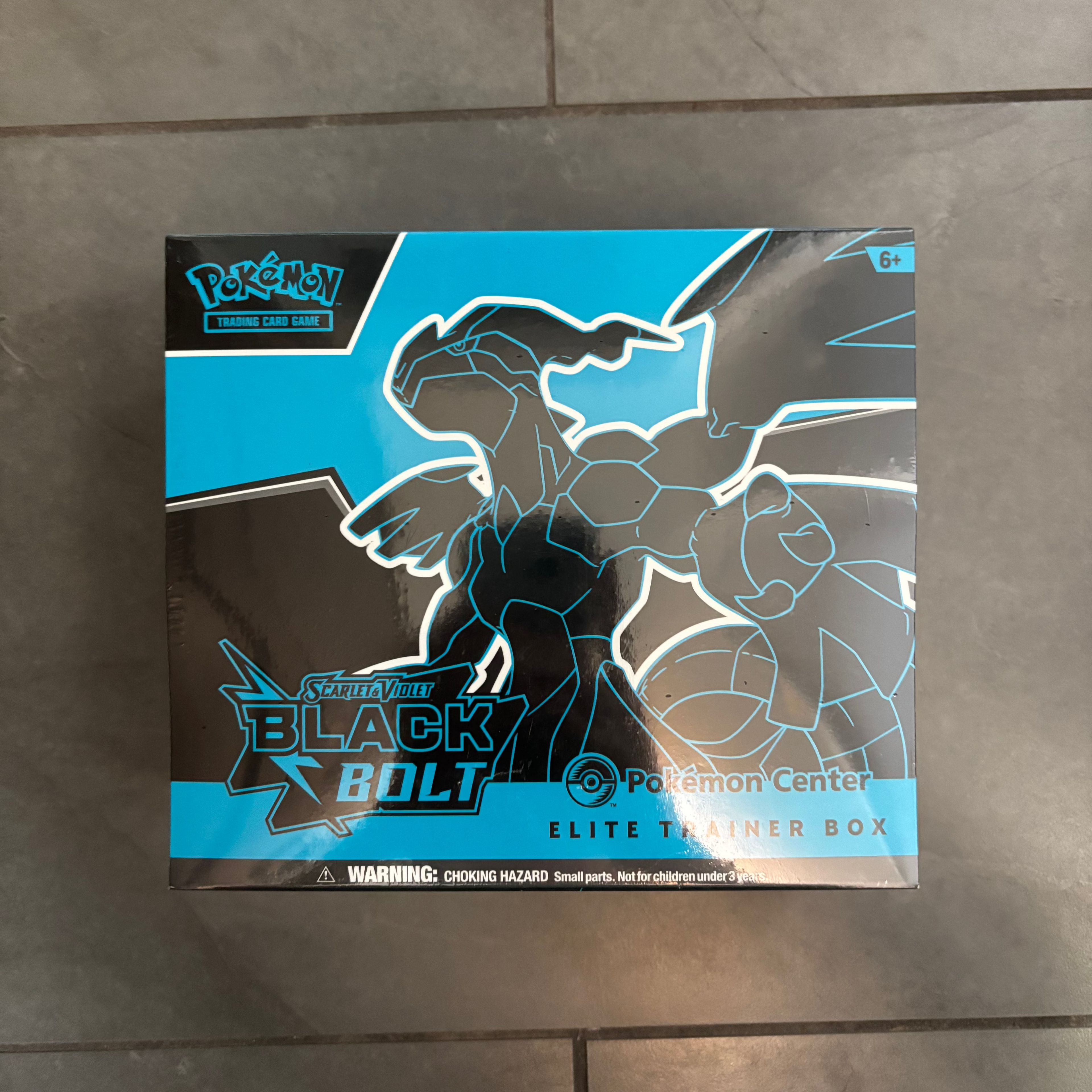Pokemon center black bolt Etb